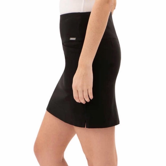 S.C. & Co. Black Stretch Skirt w Shorts Skort
Tummy Control Petal Slit Womans XL - Picture 5 of 5